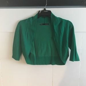 Maurice’s Green cropped Shrug